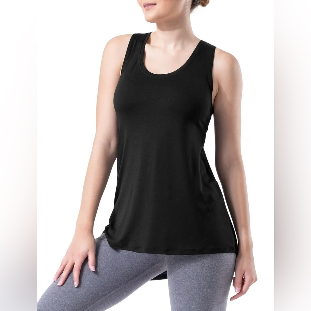 Women's Core Active Racerback Tank. Color: Black - Picture 6 of 6